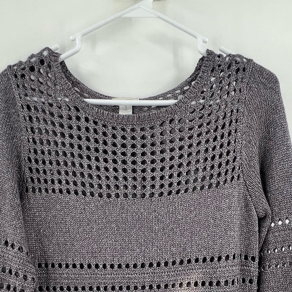 Chico’s light purplish grey sweater long sleeve size 1 - Picture 3 of 9